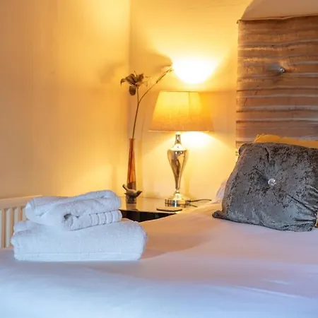 Wild Oats 19 - Yellowtop Country Park - Hot Tub - Yorkshire Selby